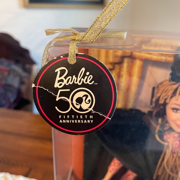 Collect the 50th 2008 Carol Burnett Show Barbie - Picture 3 of 6